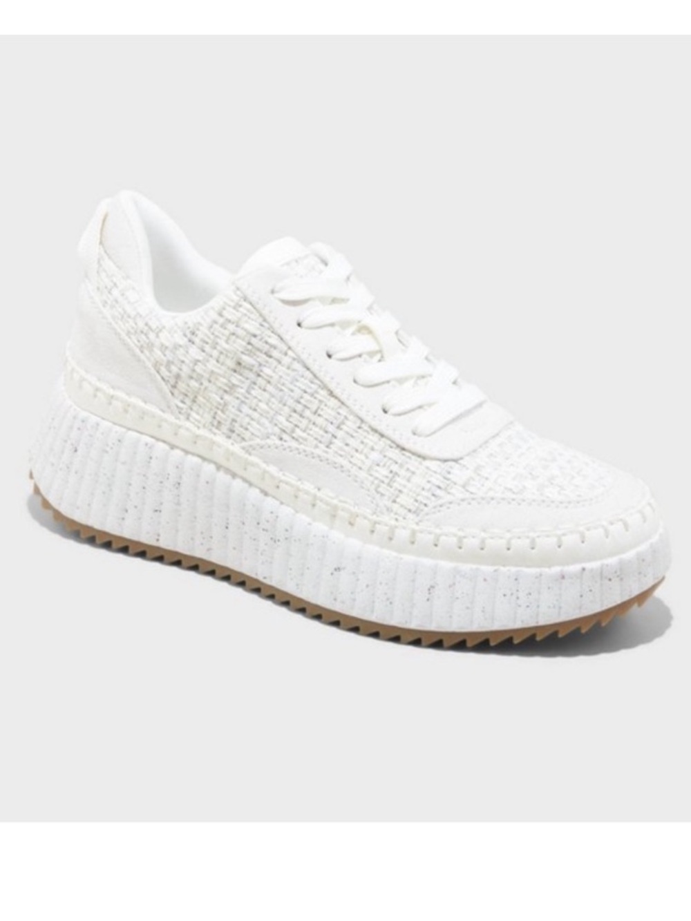 Like new Universal Thread Persephone Sneakers sz 7